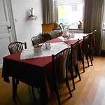 B&B An Officers House