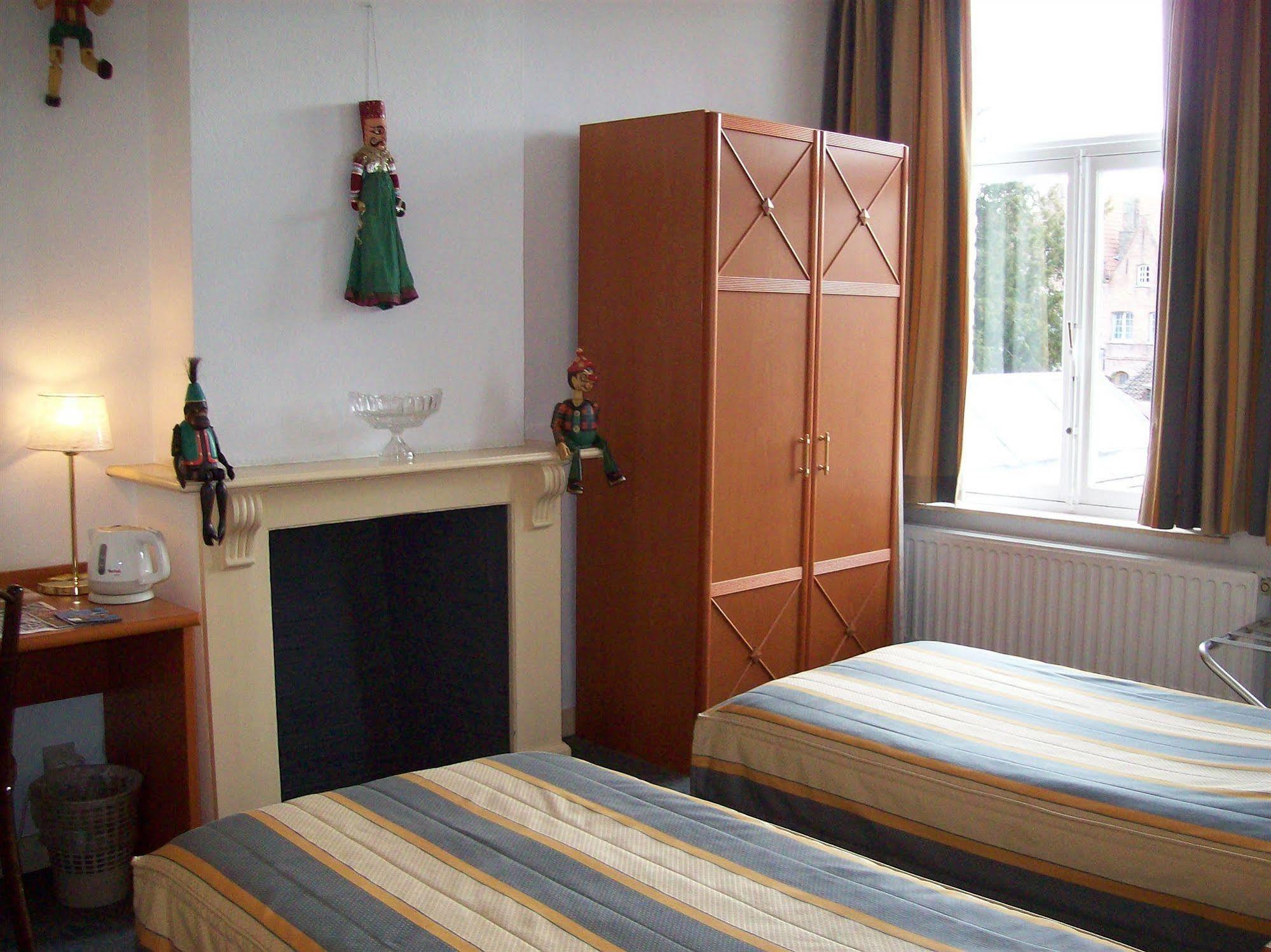 An Officers House Couette-café 3*