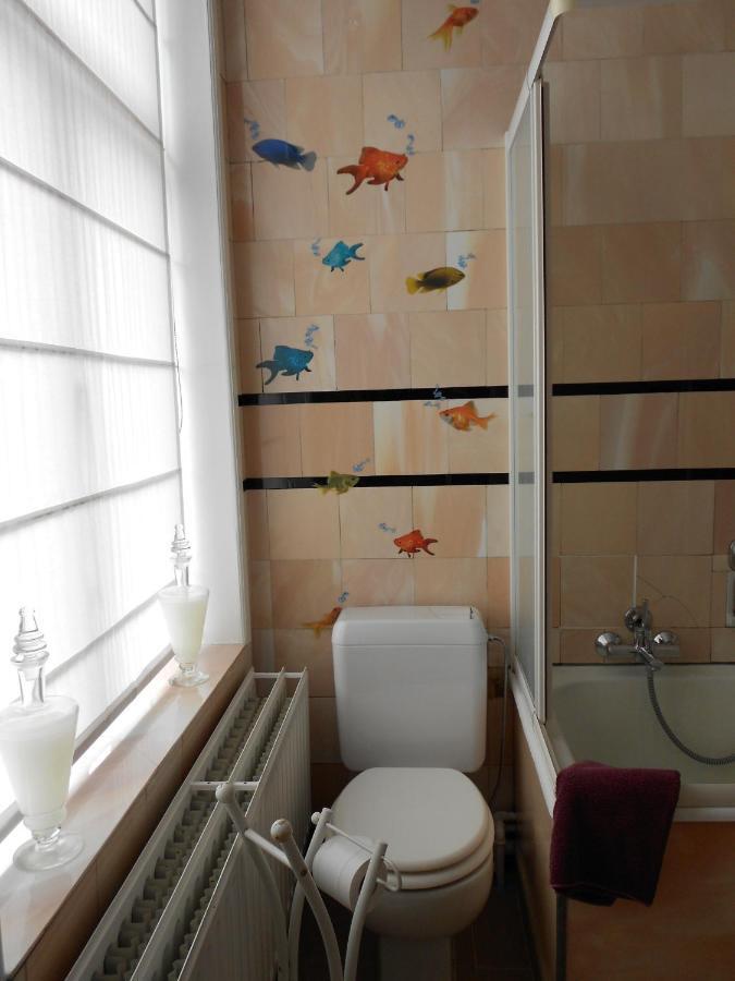 An Officers House 3*